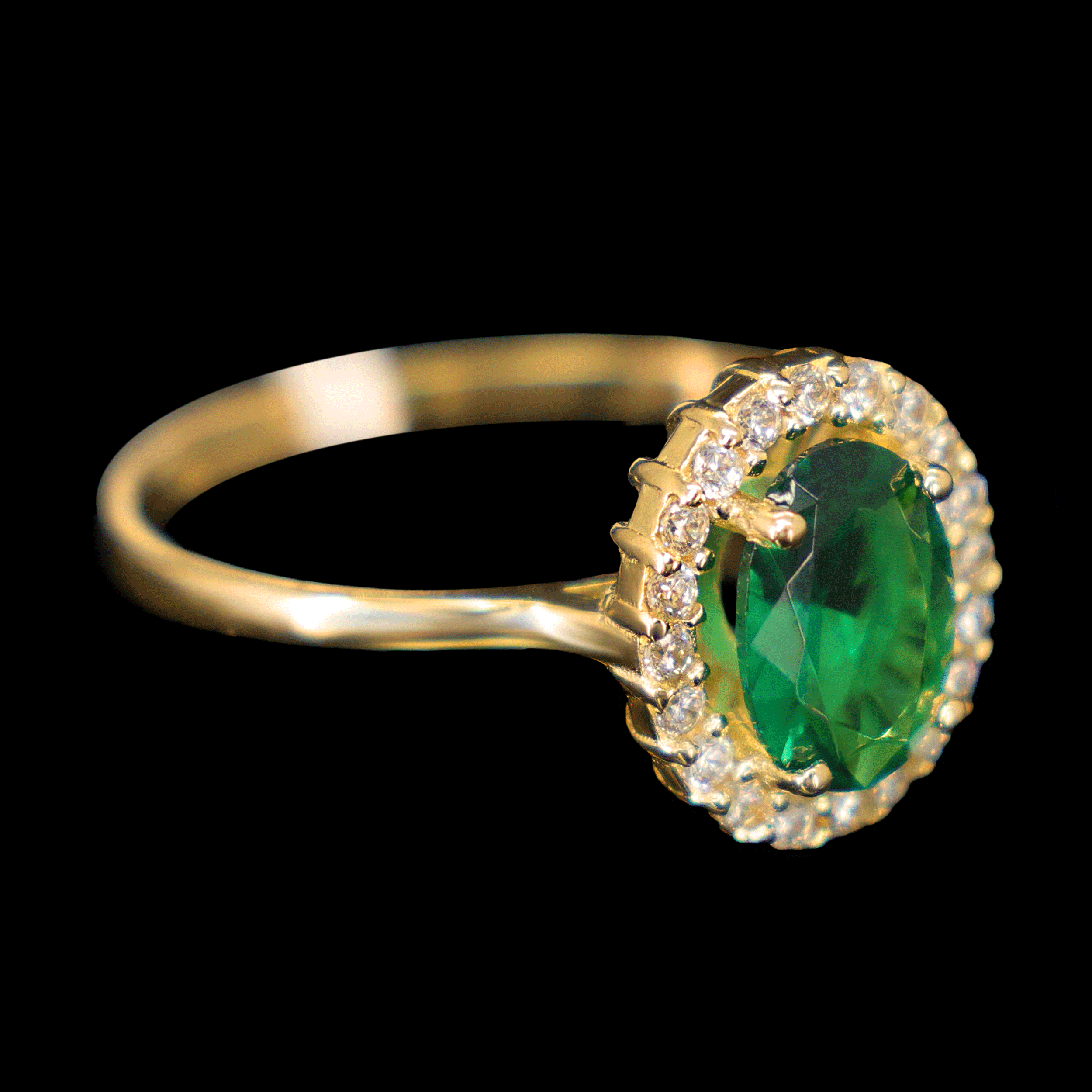 ANILLO ZN OVALADA VERDE Y BISEL EN BLANCO 10 K