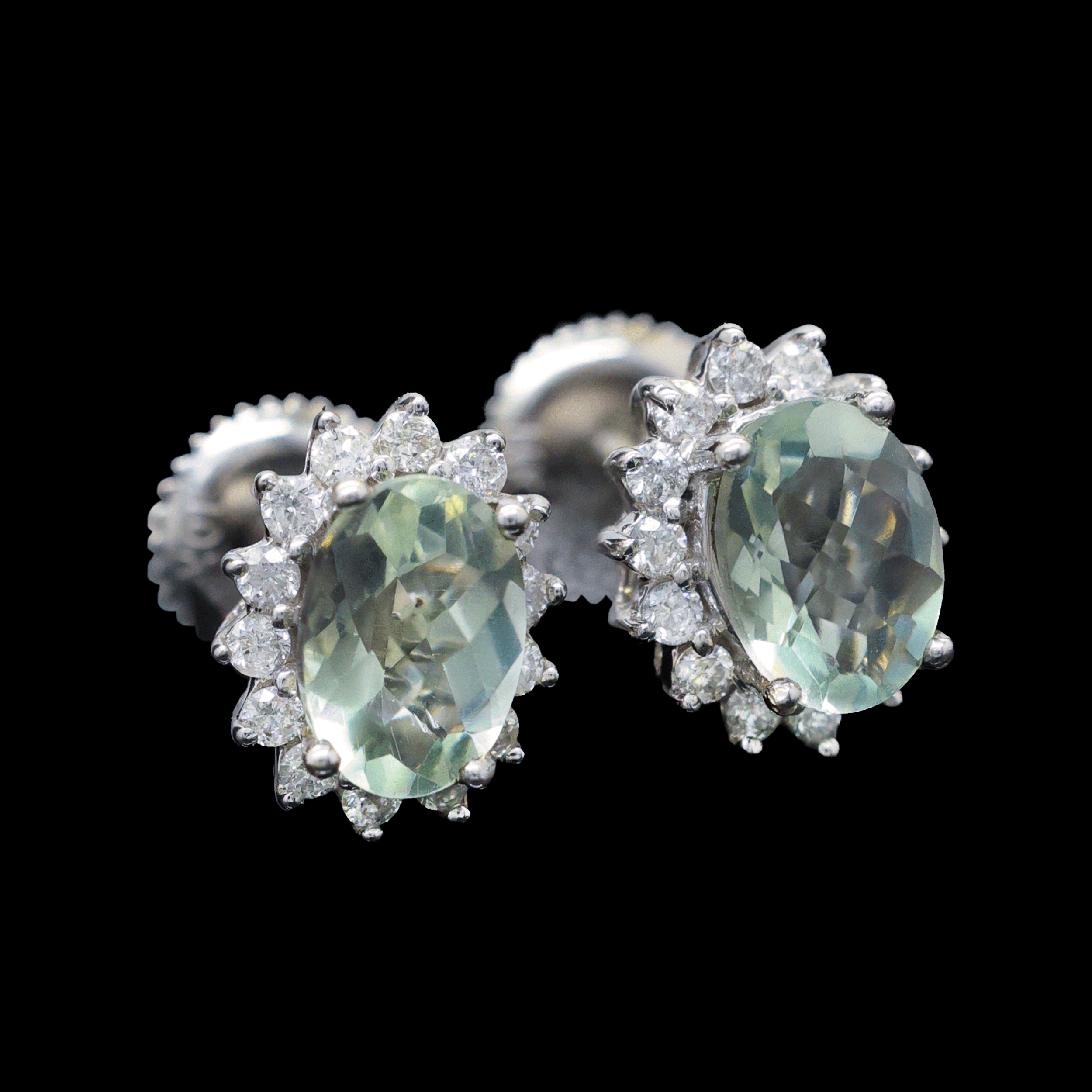 Broqueles con Diamante en Bisel y al Centro