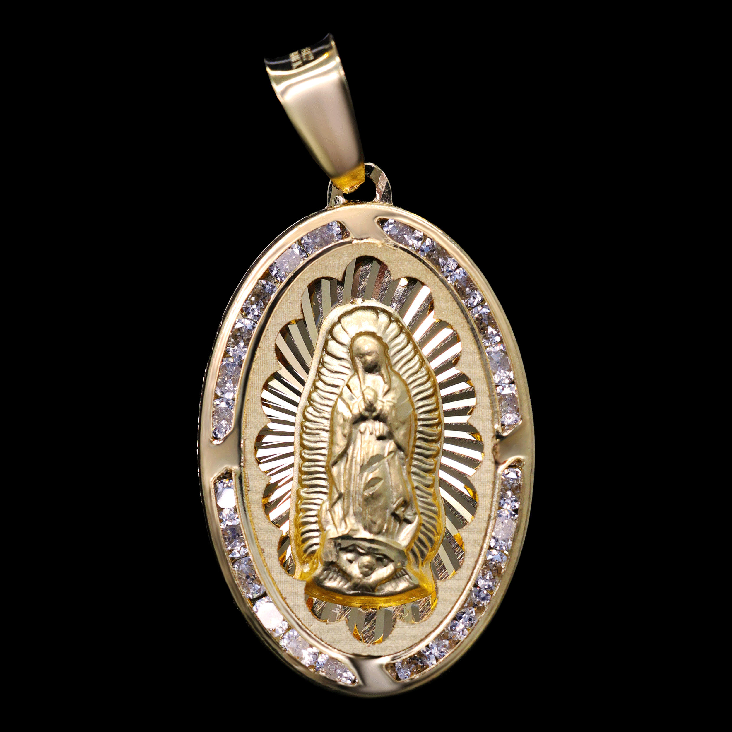 MEDALLA OVALADA VIRGEN C/ZN BLANCA EN BISEL 10K