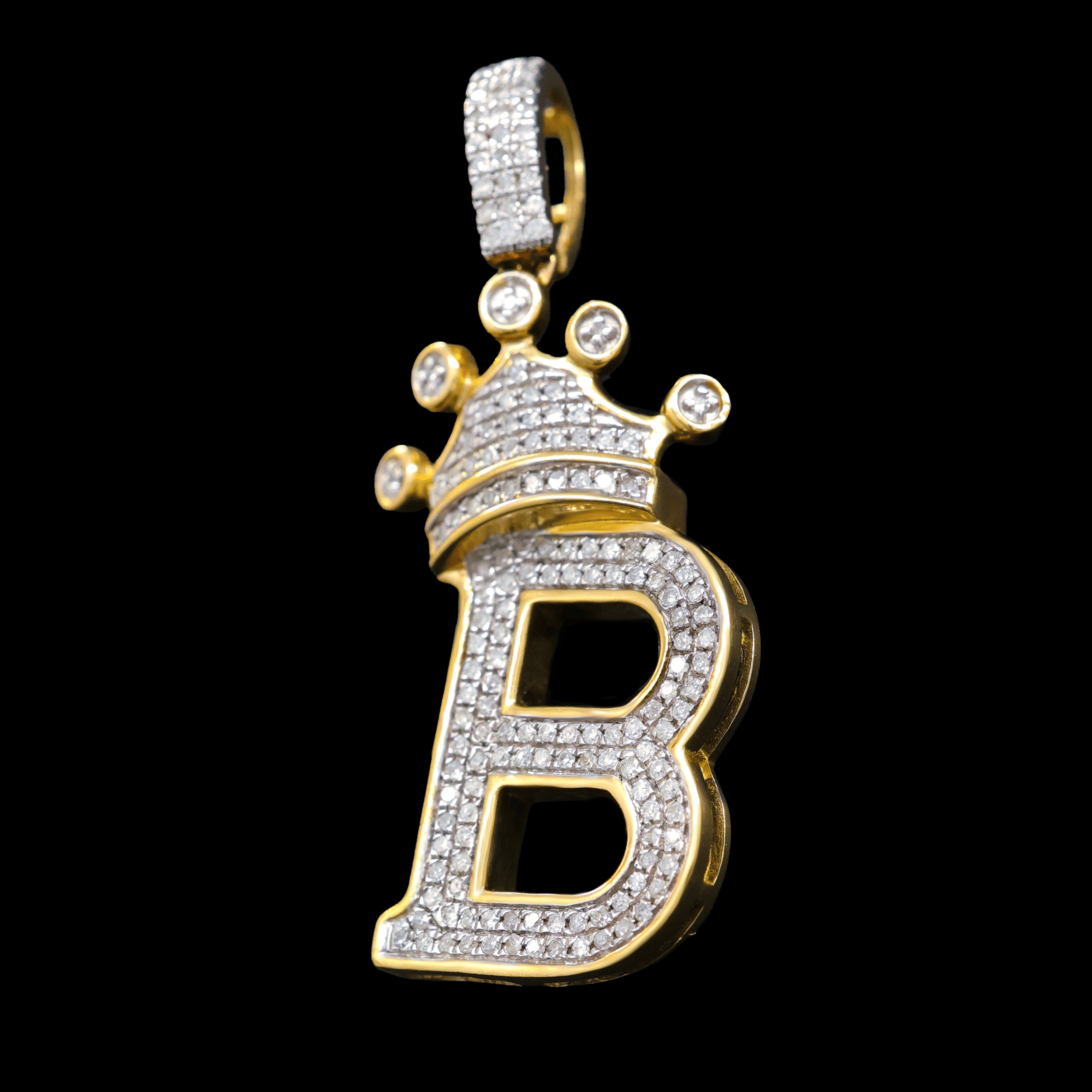 Dile Letra B Full Diamantes con Corona