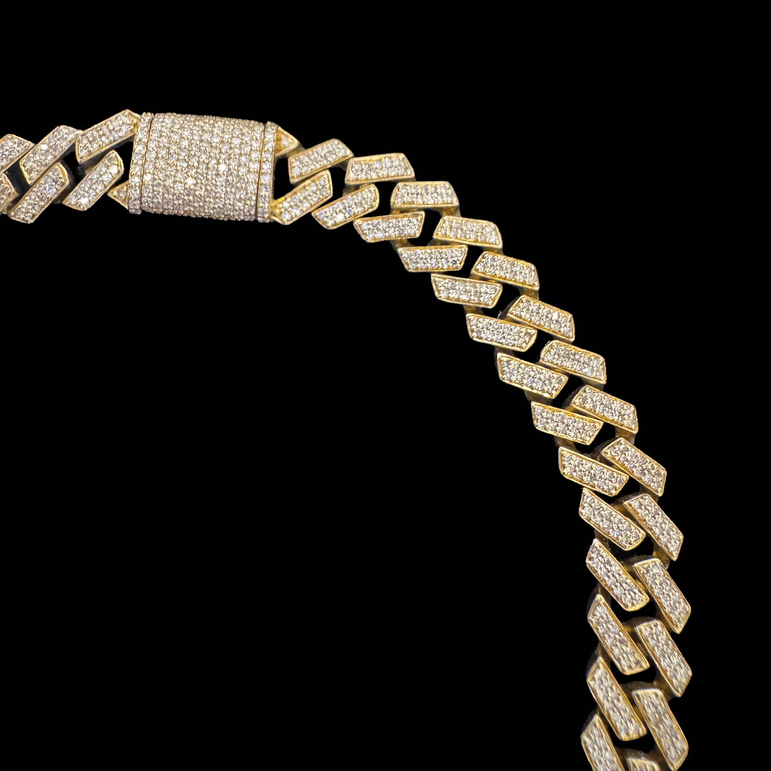 Pulso Barbado Cuadrado con Diamantes